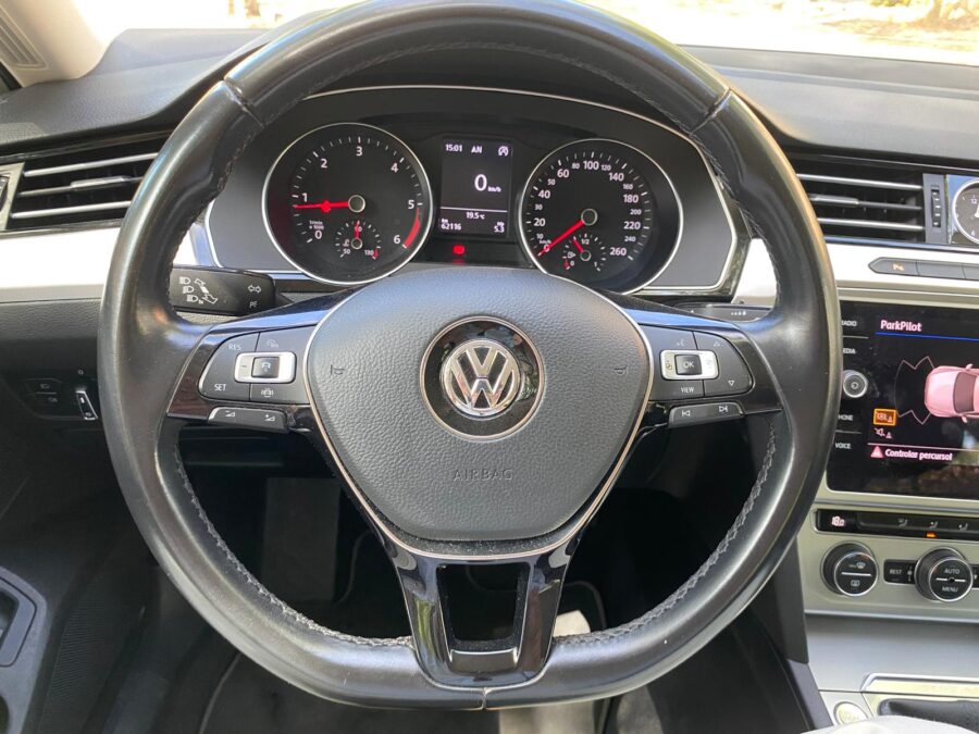 VW Passat 2.0 TDi CONFORTLINE 20